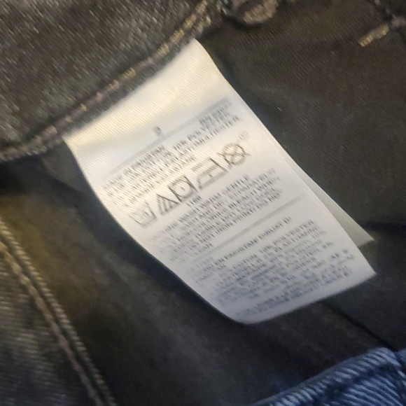 Jeans - Picture 3 of 4